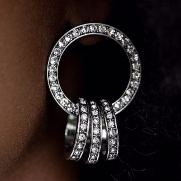 Adorned Allegance White Earrings Posts Fashion Fix Limited Item - Picture 2 of 4